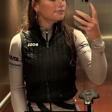 Puck Moonen - Athletic and Screenshot Collection in screenshot_2024 07 14 08 52 08 48_1c337646f29875672b5a61192b9010f9.jpg - hidden celebrity photo